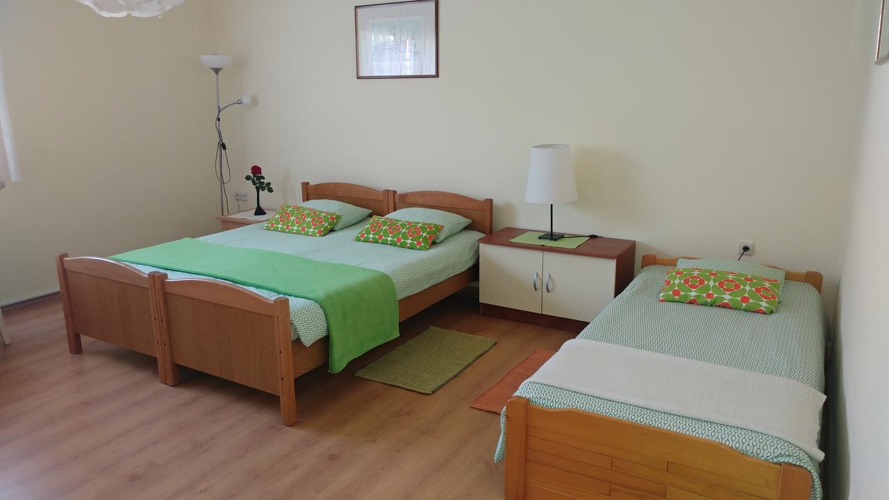 Apartment Cecilia Копривница Екстериор снимка